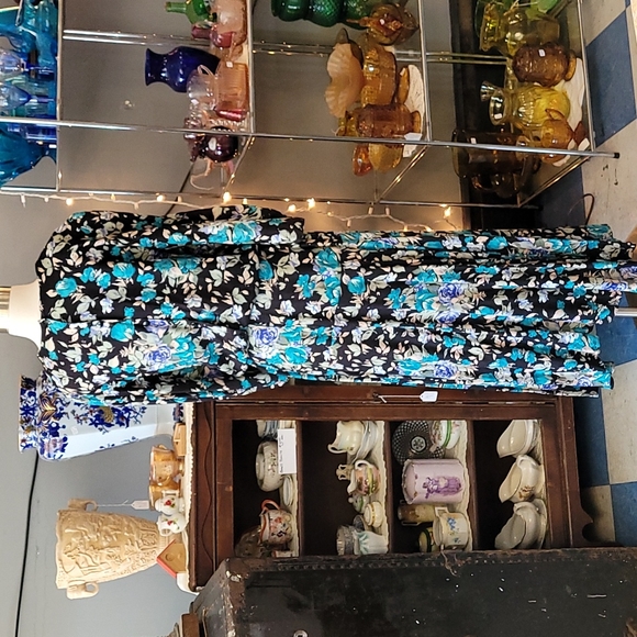 Vintage 1980s Floral Cottagecore Midi Dress - Picture 8 of 10